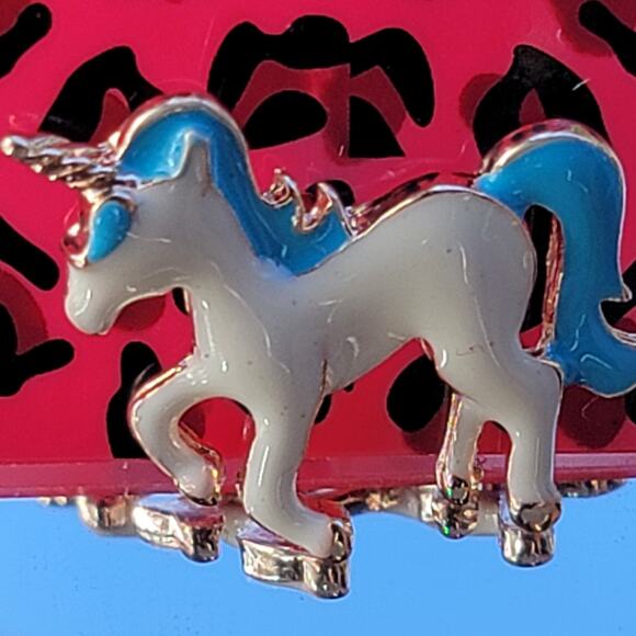 Betsey Johnson Unicorn & Shooting Star Earrings – Whimsical Statement Jewelry - Picture 2 of 13